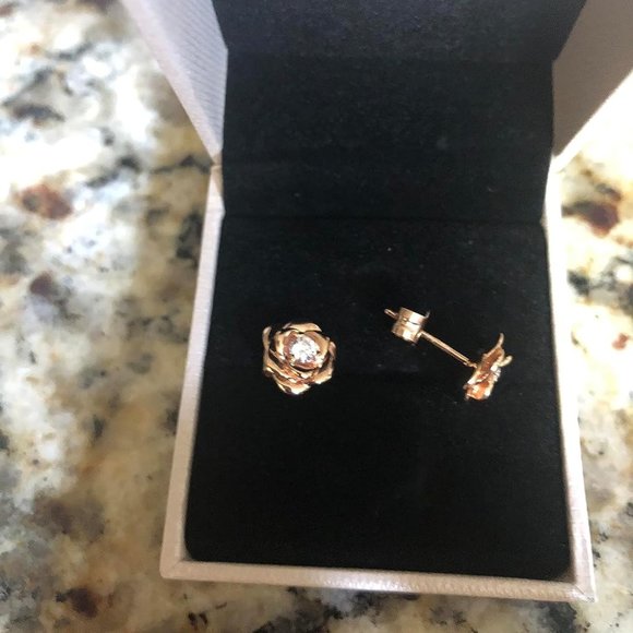 Women's Gold Plated Sterling Silver Rose Flower Earring - Picture 10 of 11